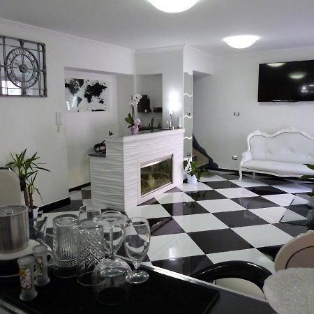 Clelia'S Boutique Rooms & Suites La Maddalena  Eksteriør bilde