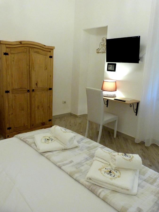 Clelia'S Boutique Rooms & Suites La Maddalena  Eksteriør bilde
